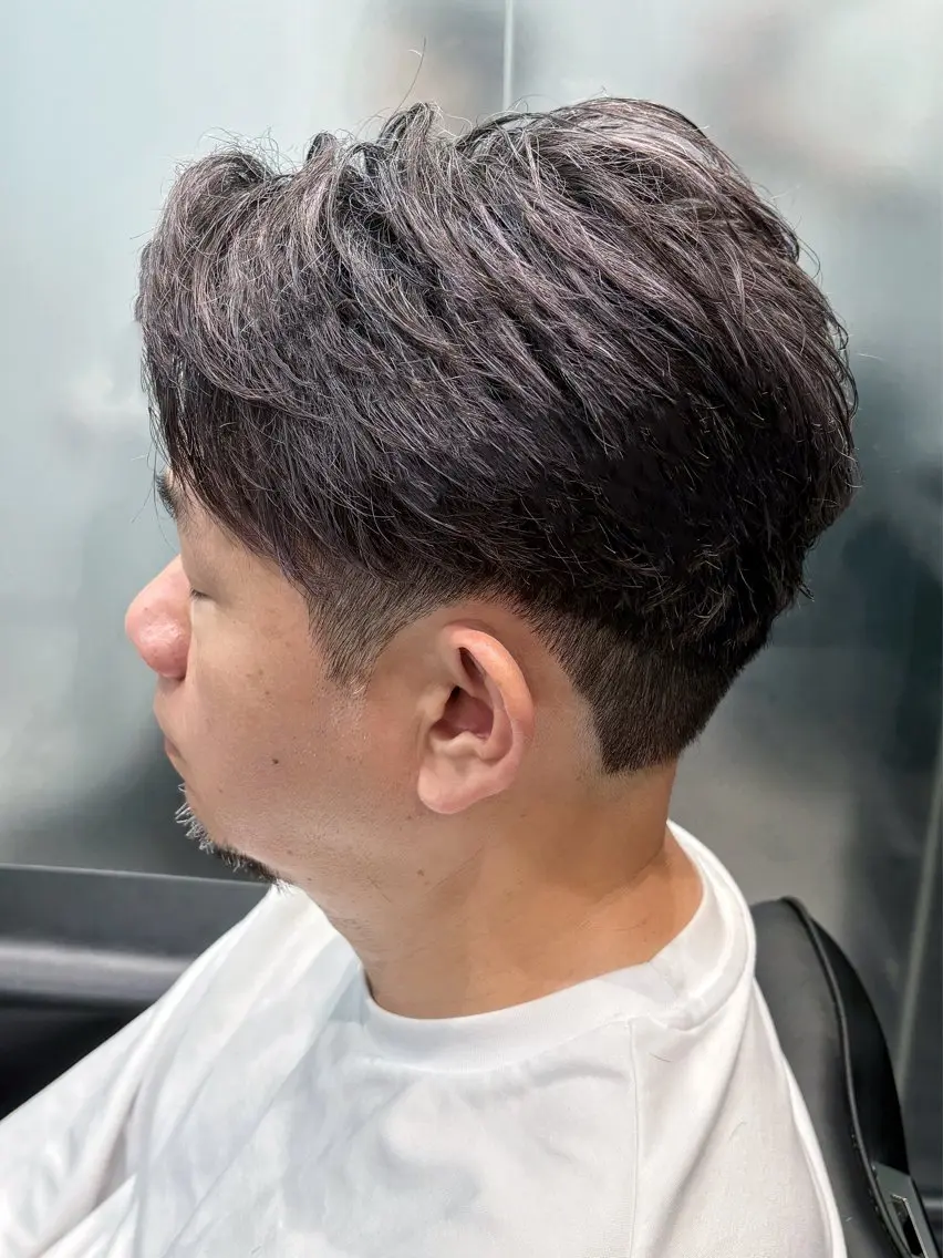 メンズ カット 白髪ぼかし大人メンズ 根本零のヘアスタイル
