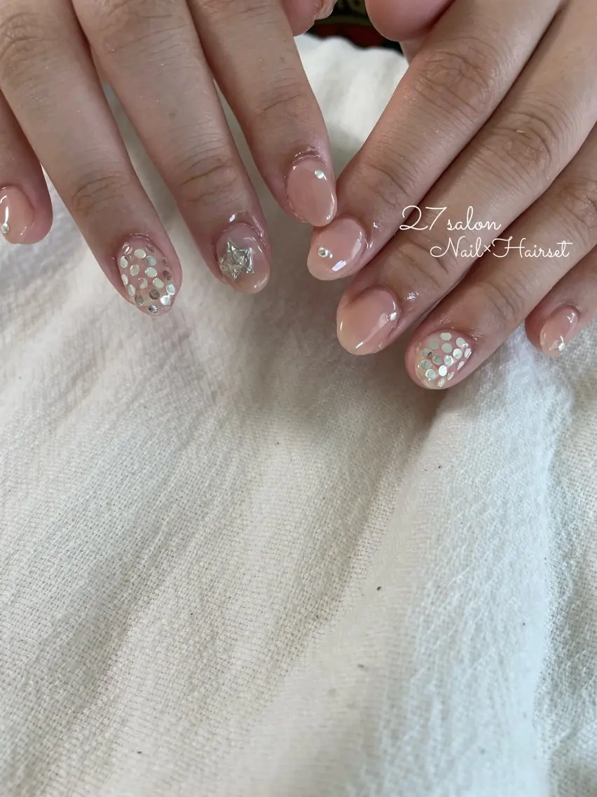 ネイル ホログラムネイル 27salon yuinaのネイルデザイン