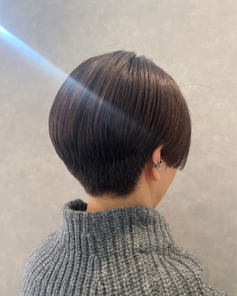 ショート 山岡 美穂のヘアスタイル