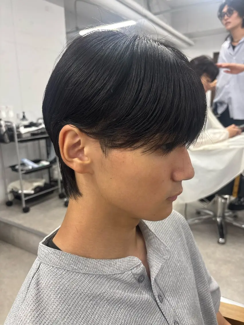 パーマ メンズ センターパート フェザーパーマ メンズパーマ 縮毛矯正 ニュアンスパーマ mihoko/ ニュアンスパーマのヘアスタイル