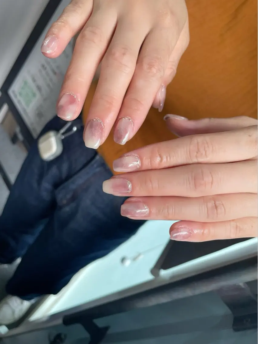 ネイル LAVISH 大和店 emi・:*+のネイルデザイン