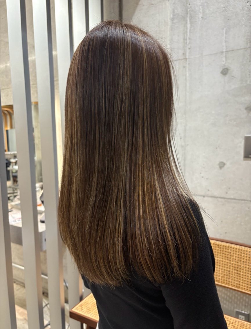 ミディアム カラー ハイライトカラー ハイライト ヘアカラー 飯田 優恵のヘアスタイル