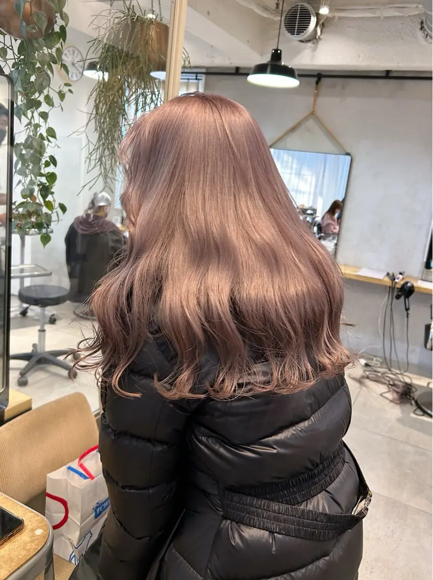 ロング カラー ハイトーンボブ 前田 表参道　グレージュのヘアスタイル