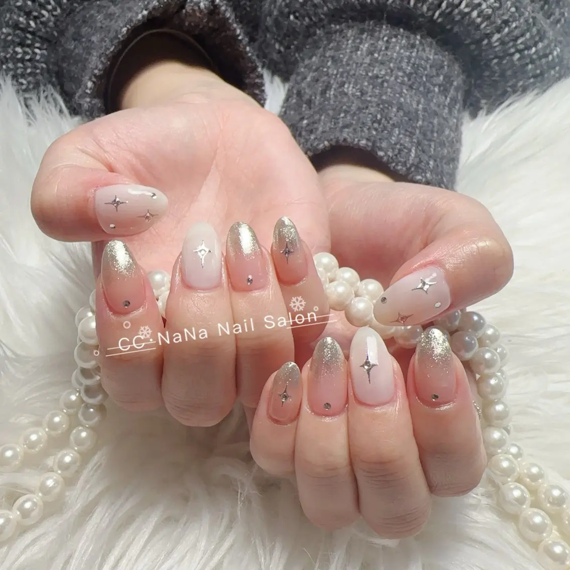 ネイル チークネイル フラッシュネイル ハート キラキラネイル 韓国ネイル ハンドネイル 💎CC・NaNa 韓国風ネイル🌙Cのネイルデザイン