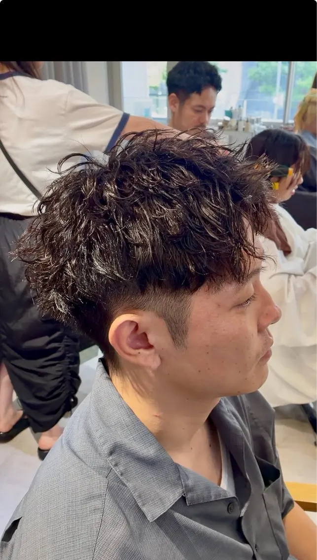 パーマ メンズ メンズパーマ ツイストスパイラルパーマ ツーブロック 刈り上げ スパイラルパーマ カット パーマ ブリーチ/名古屋/ /栄/ioriのヘアスタイル