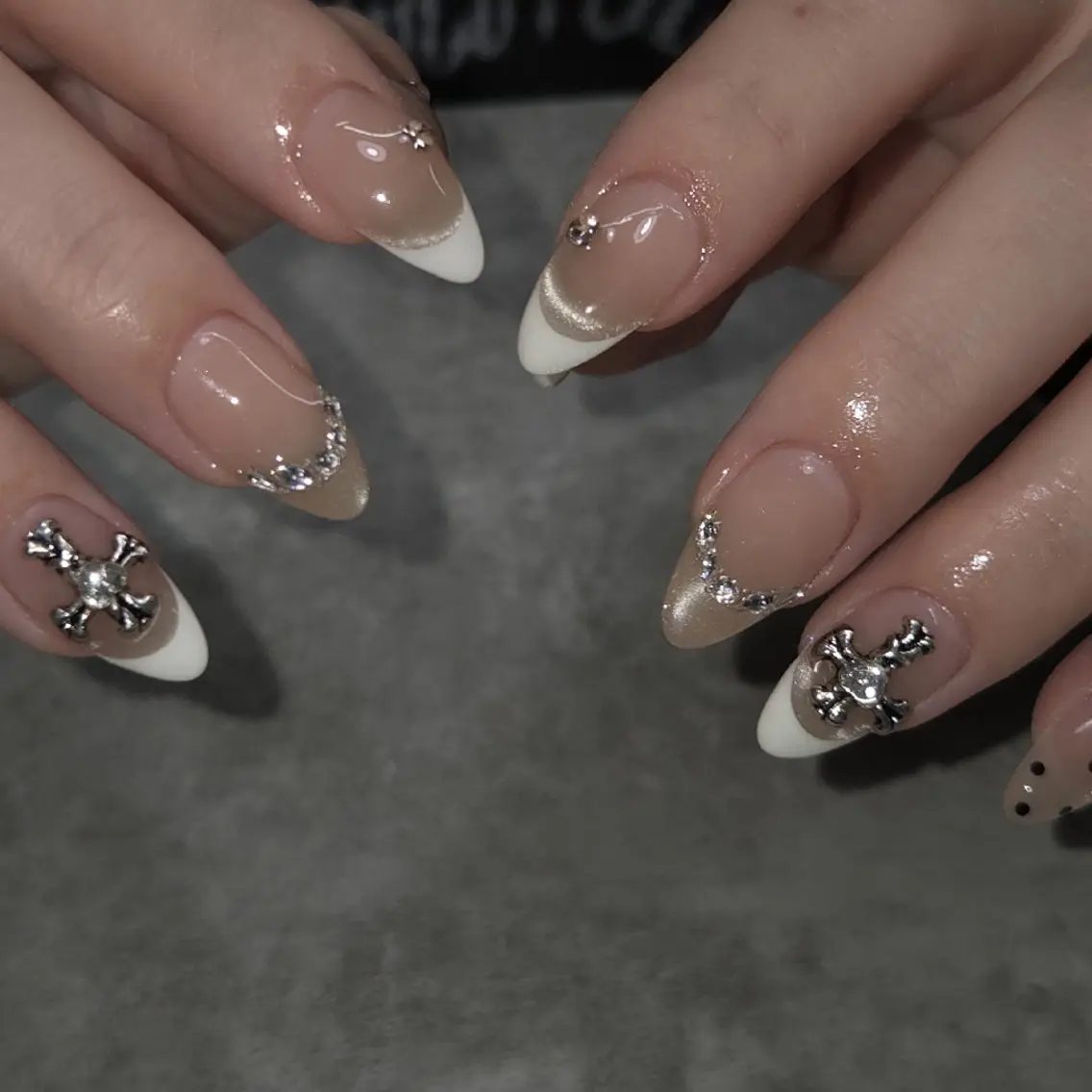 ネイル ハンドネイル Lia Nailのネイルデザイン