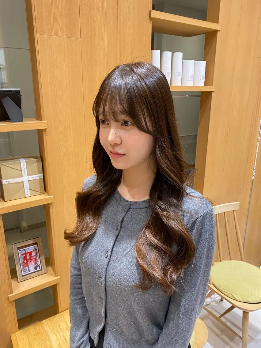 ロング ヘアカラー トリートメント 💎ツヤ髪ストレート カラー💎かのんのヘアスタイル