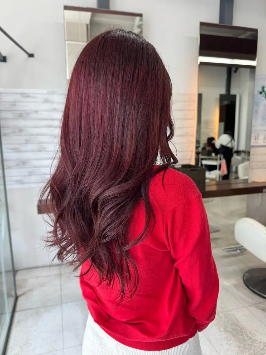 ロング カラー ブリーチ レッドカラー カット ヘアカラー 金村 綾芽のヘアスタイル