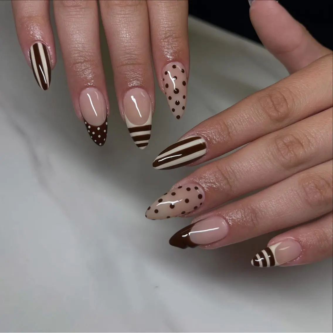 ネイル アートネイル 長さ出し ジェルネイル マグネットネイル ニュアンスネイル ハンドネイル Cloudy Chan Nailのネイルデザイン