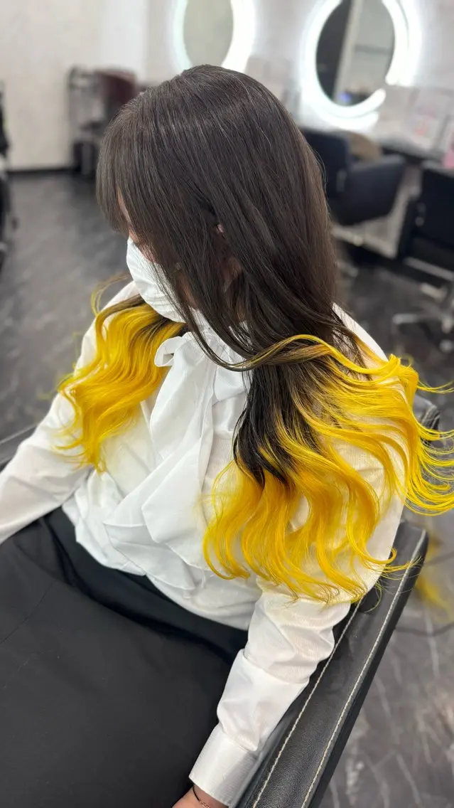 ロング ヘアカラー トリートメント stylist Momoのヘアスタイル