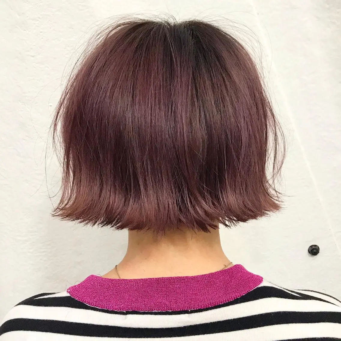 ショート カラー ベージュカラー ブリーチ ピンクカラー ピンクベージュ タンバルモリ K-POP好き美容師 🇰🇷Kai.Yのヘアスタイル