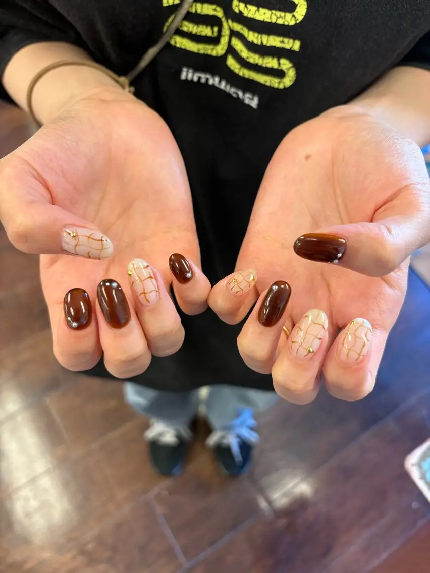 ネイル ハンドネイル AMI 美フォルムネイルのネイルデザイン