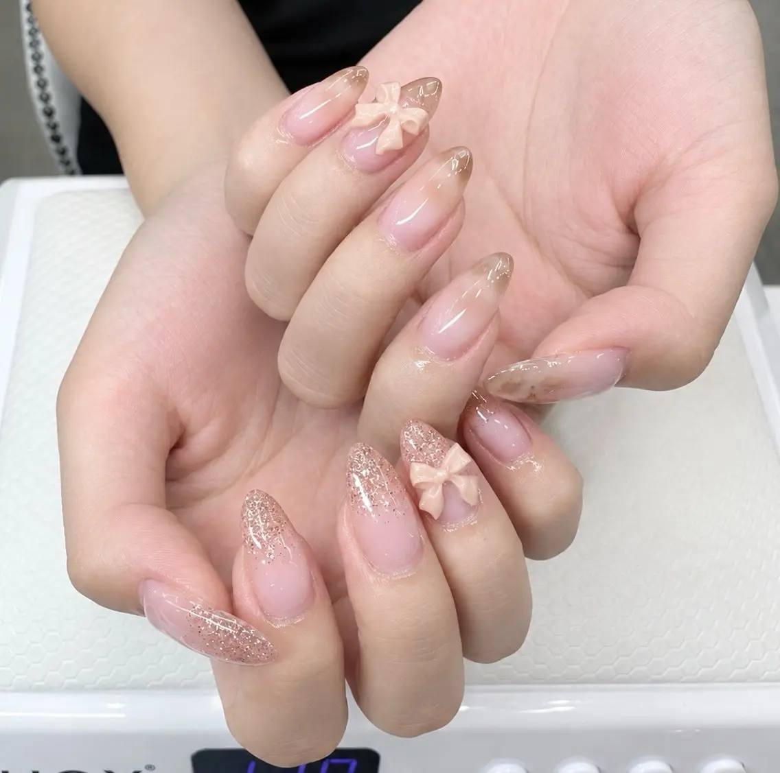 ネイル MIKA RUBY NAIL SLONのネイルデザイン