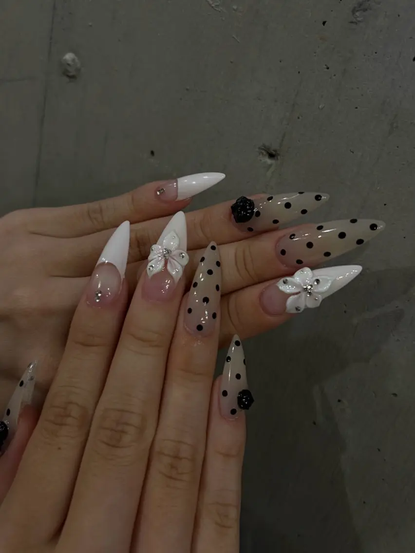 ネイル ハンドネイル IROHA NAIL Rinoのネイルデザイン
