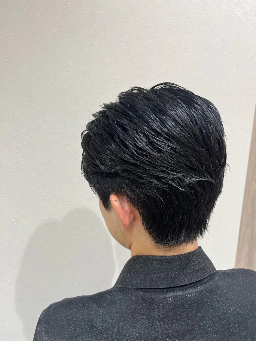 メンズ メンズ就活ヘア 刈り上げ カット トリートメント Ken 曲がる縮毛矯正/韓国のヘアスタイル