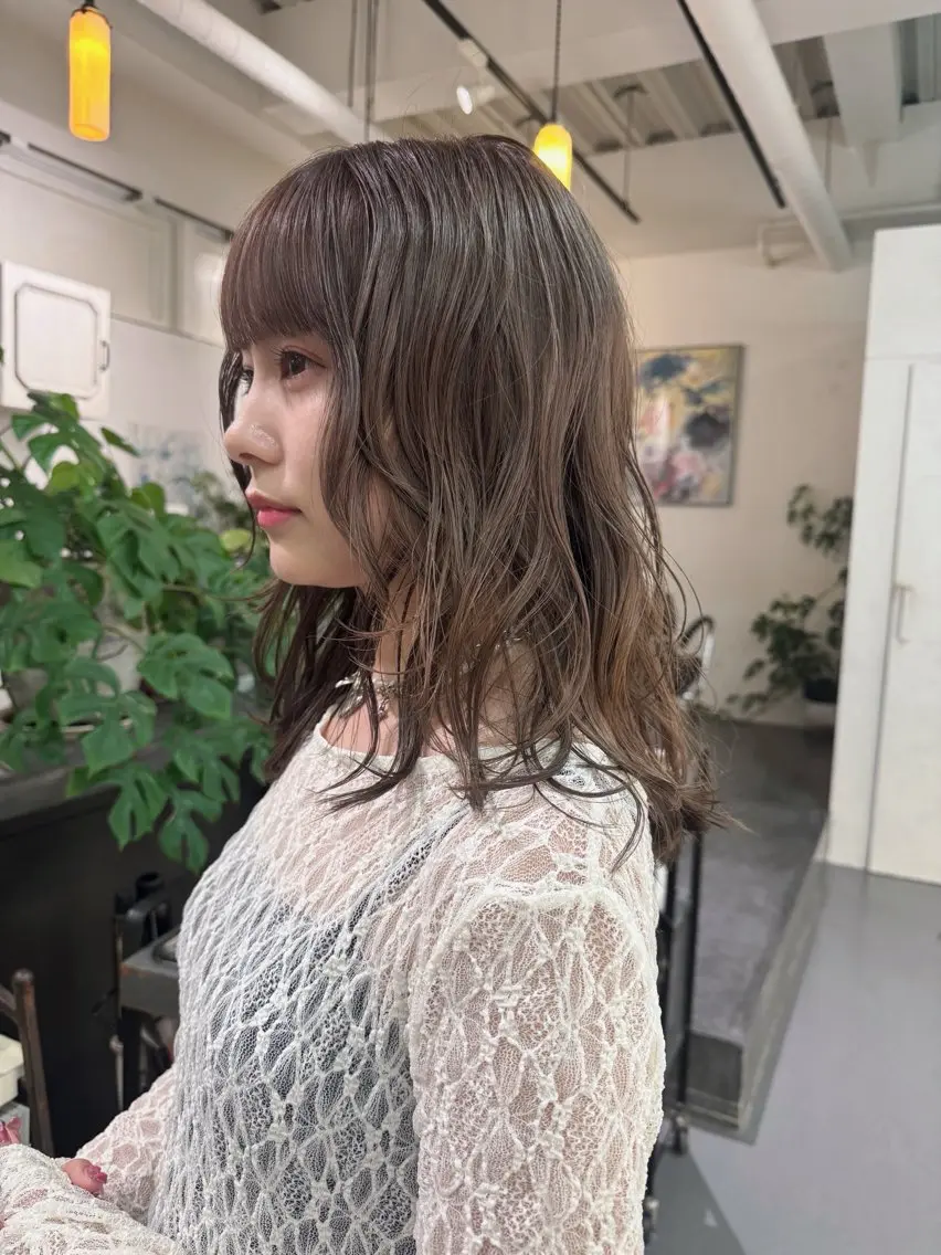 セミロング カラー パーマ レイヤーカット カット ヘアカラー パーマ ooit 【オーイット】のヘアスタイル