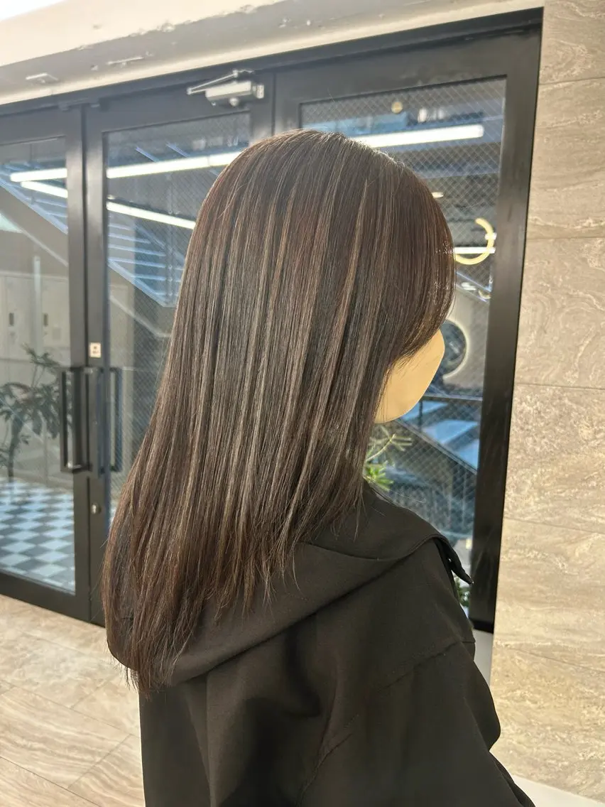 ロング ハイライト ヘアカラー 🍎ブリーチカラー 🍎KUREA🍎のヘアスタイル