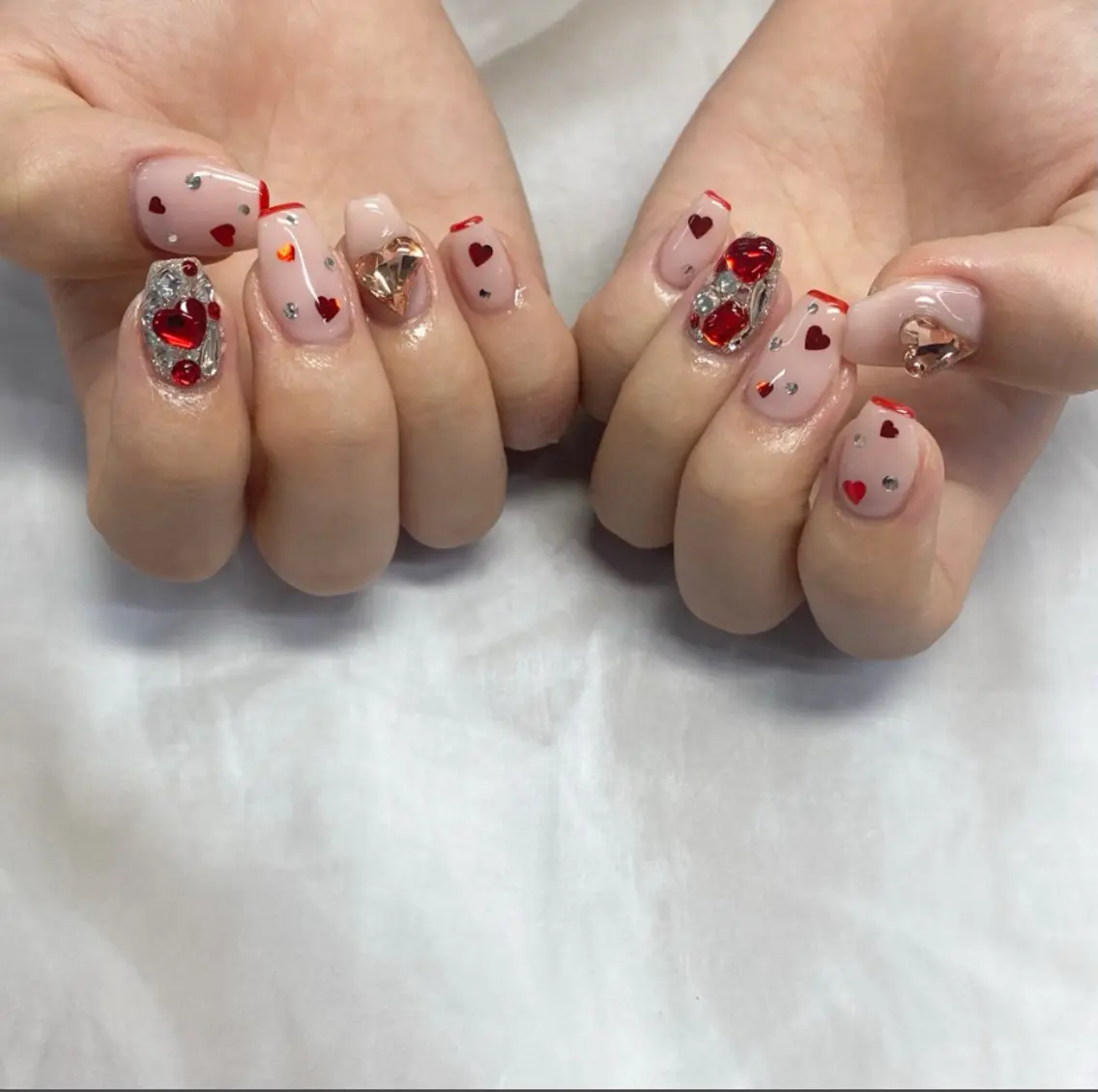 ネイル ハート nailst MIKUのネイルデザイン