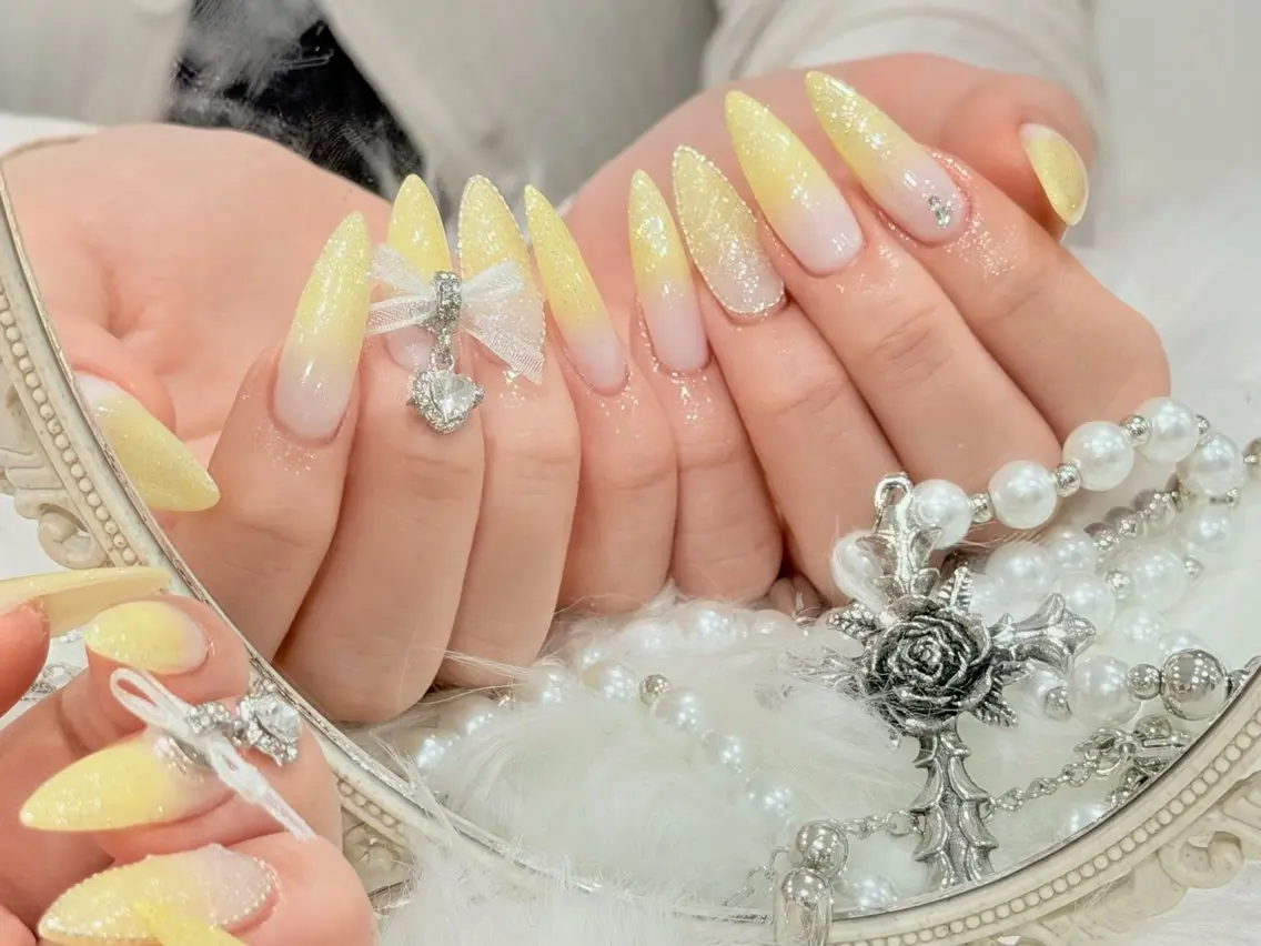 ネイル フレンチネイル ジェルネイル グラデーション 韓国ネイル ロングネイル ハンドネイル Luci Nailのネイルデザイン