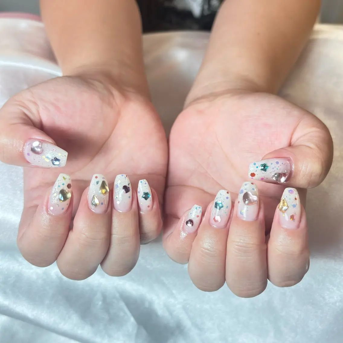 ネイル 桜ネイル 長さ出し フレンチネイル 韓国ネイル マグネットネイル ハンドネイル Kiwami nailsalonのネイルデザイン