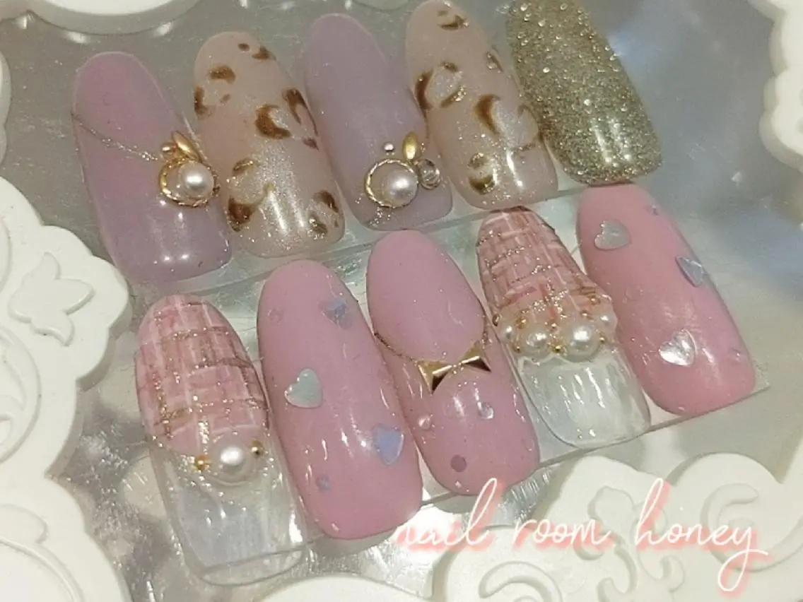 ネイル ガーリー 冬ネイル nail room  honeyのネイルデザイン