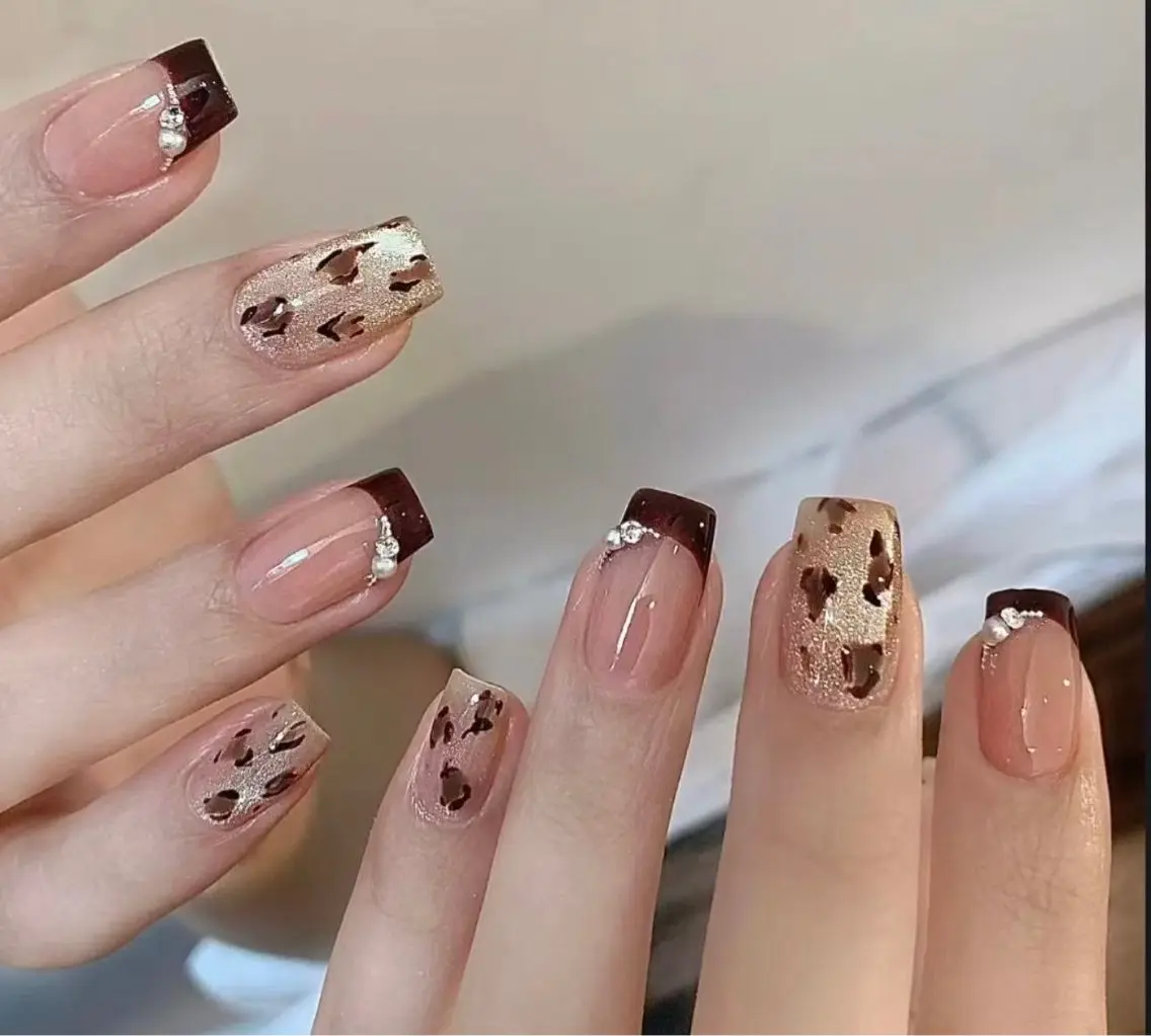 ネイル ハンドネイル オーラ ネイルサロンのネイルデザイン