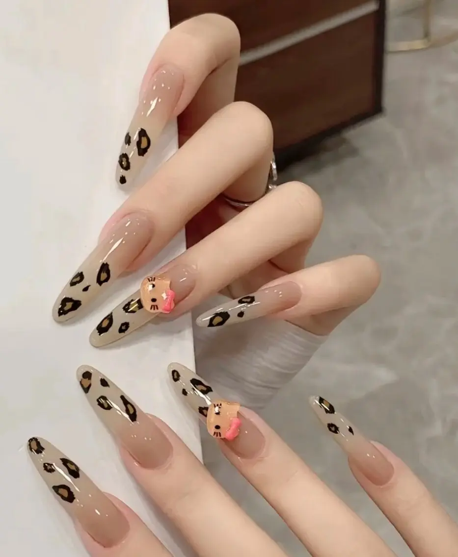 ネイル ハンドネイル YUYI.nail salonのネイルデザイン