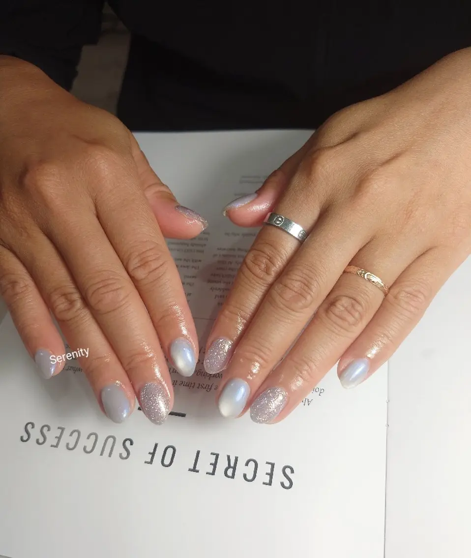 ネイル ブルー フラッシュネイル マグネットネイル マグネットワンカラー ワンカラーネイル nail  serenityのネイルデザイン