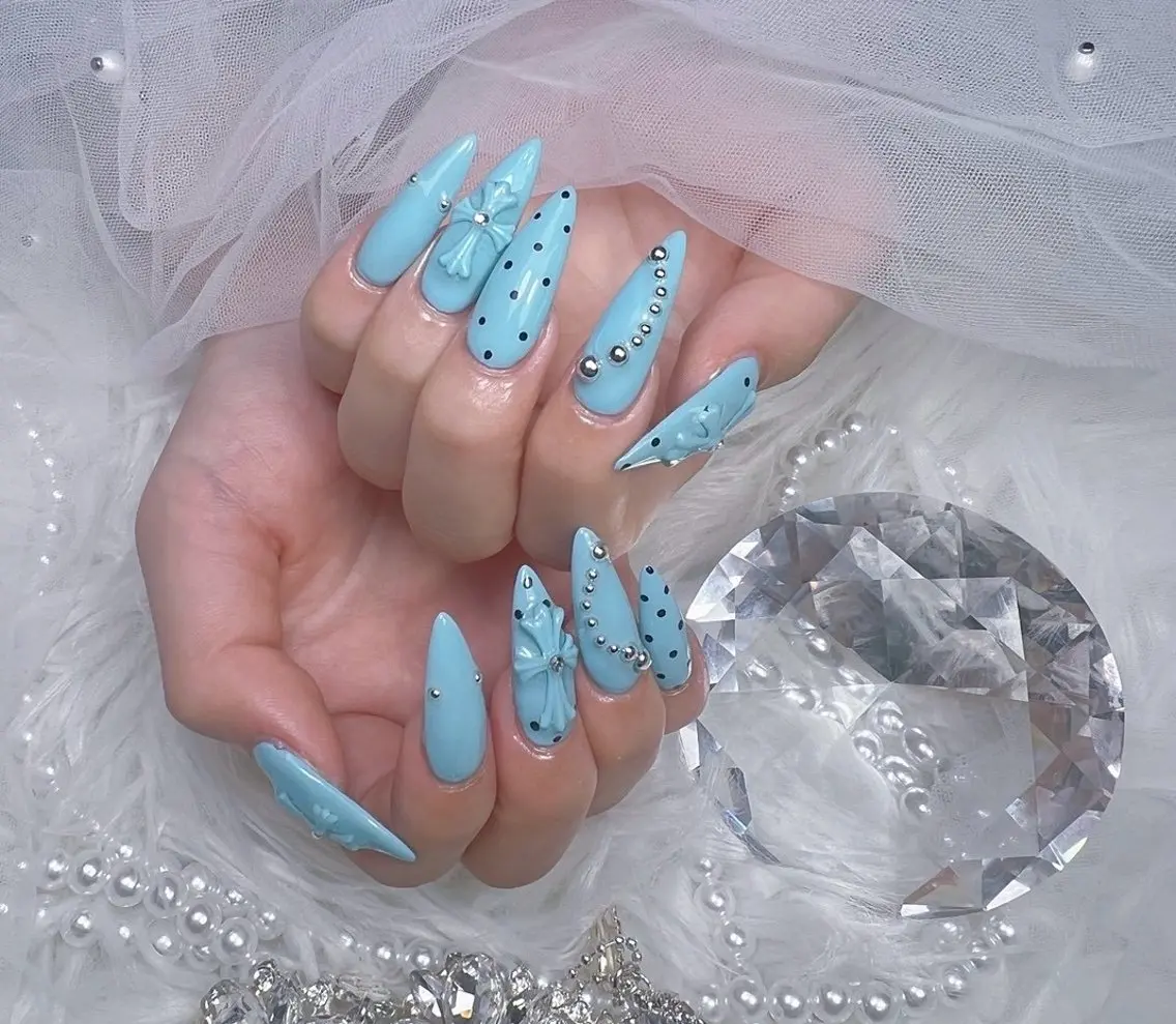 ネイル アートネイル オーロラネイル チークネイル 長さ出し フットネイル Miya _nailのネイルデザイン