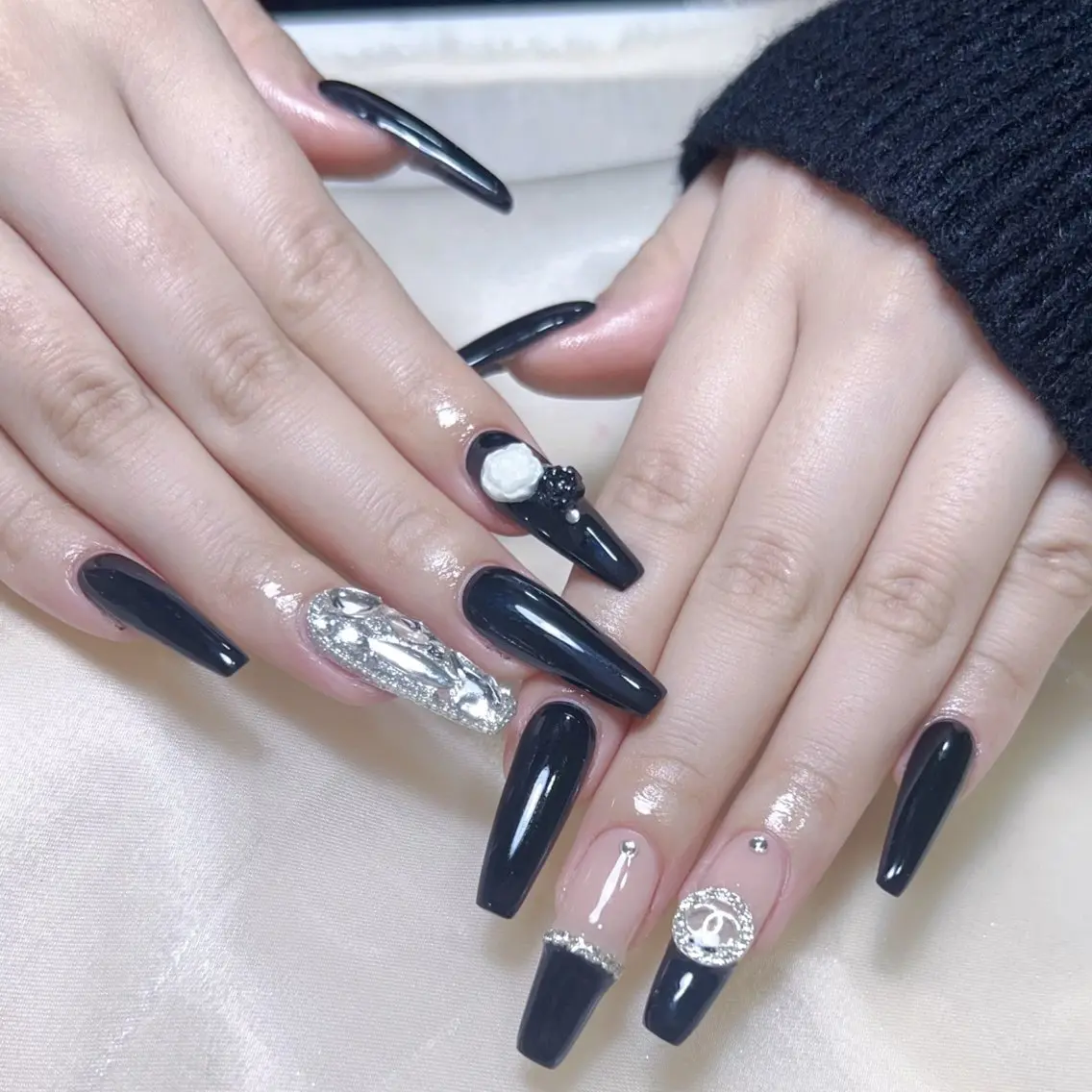 メンズ ネイル メンズ韓国風 アートネイル オーロラネイル ガーリー キラキラネイル ハンドネイル Nail salon 木にいるのネイルデザイン