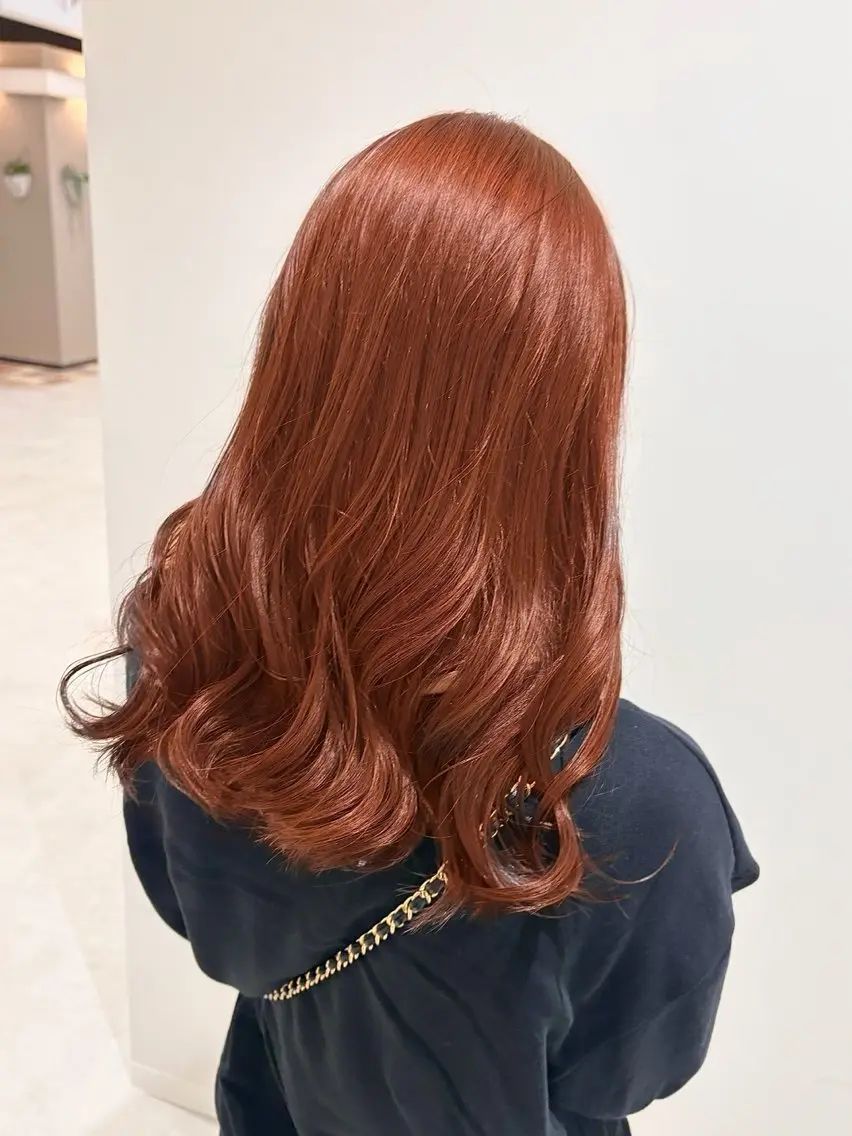 セミロング カラー 💗暖色/ブリーチ/ レイヤー/横浜/メイのヘアスタイル