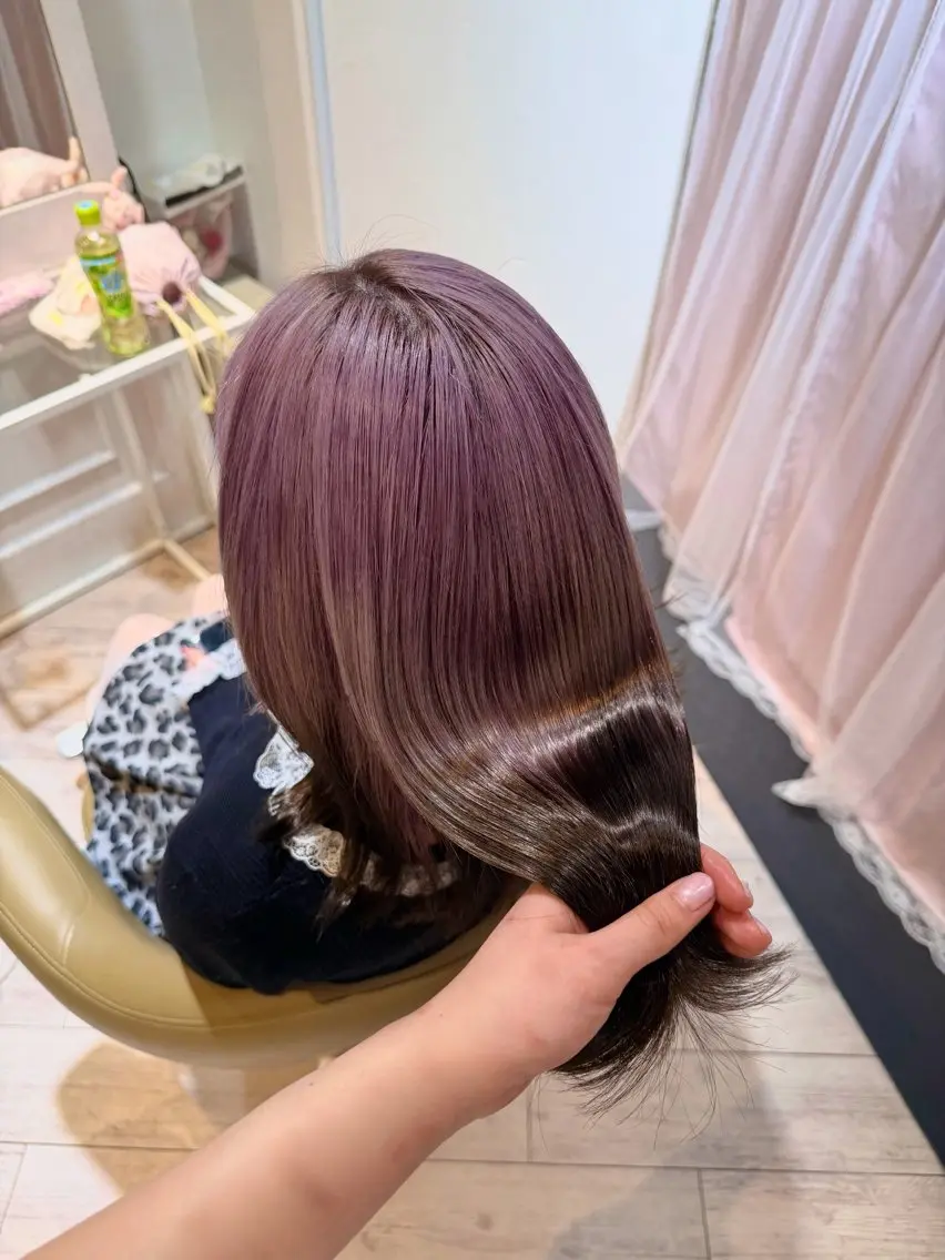 ミディアム カラー ラベンダーカラー ラベンダーピンク ピンクカラー ヘアカラー ハイトーン/アレンジ かなで⊹ ࣪ ˖⟡のヘアスタイル