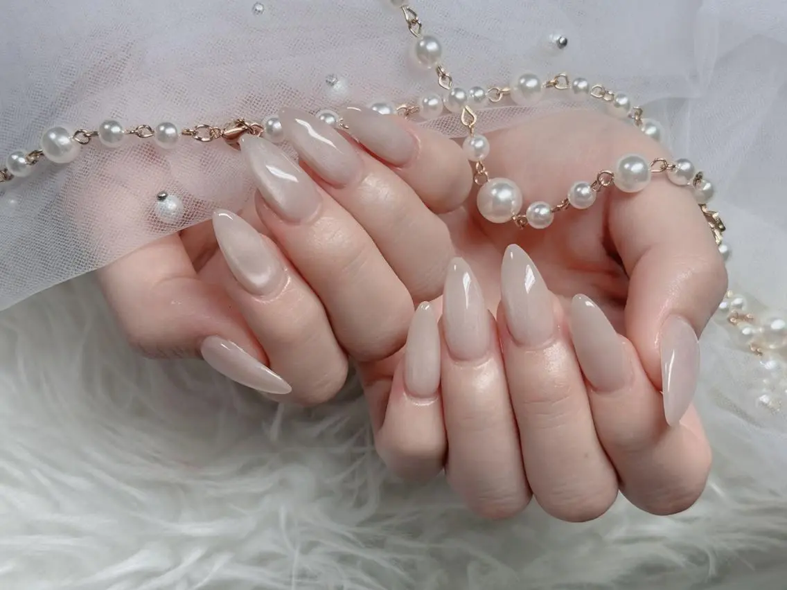 ネイル チークネイル フレンチネイル キラキラネイル 韓国ネイル マグネットネイル ハンドネイル H.baby Nail Salonのネイルデザイン