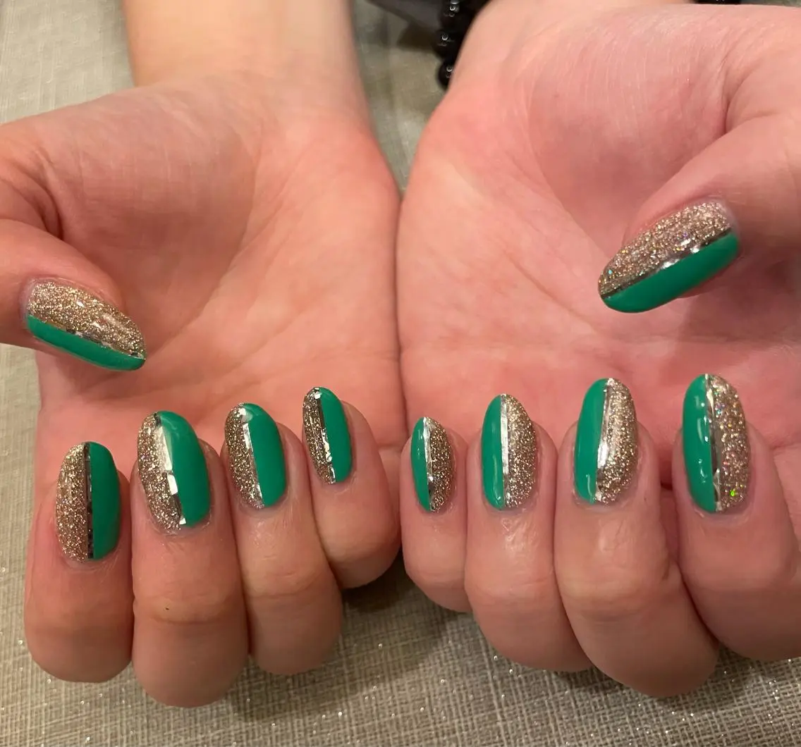 ネイル ハンドネイル フットネイル nailsalon momoのネイルデザイン