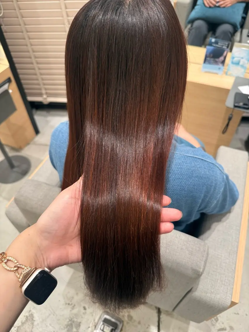ロング カラーモデル募集中 ️🩵小林沙瑛🩵のヘアスタイル