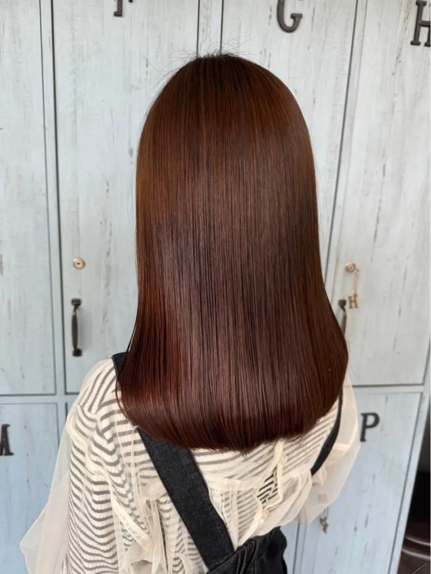 セミロング 髪質改善 八木 輝のヘアスタイル