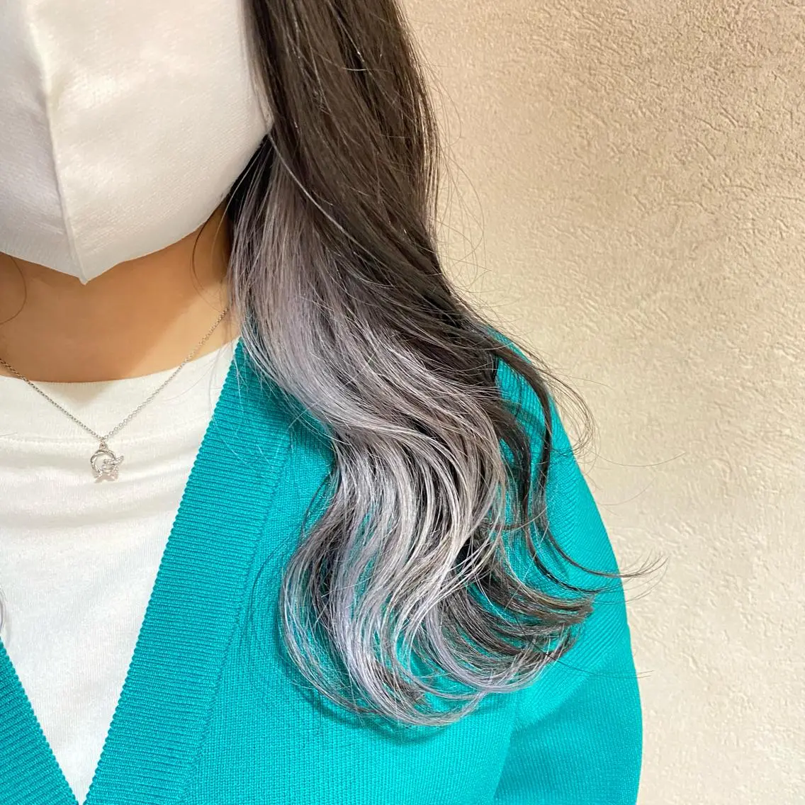 ロング ヘアカラー あさだ しゅうたろうのヘアスタイル