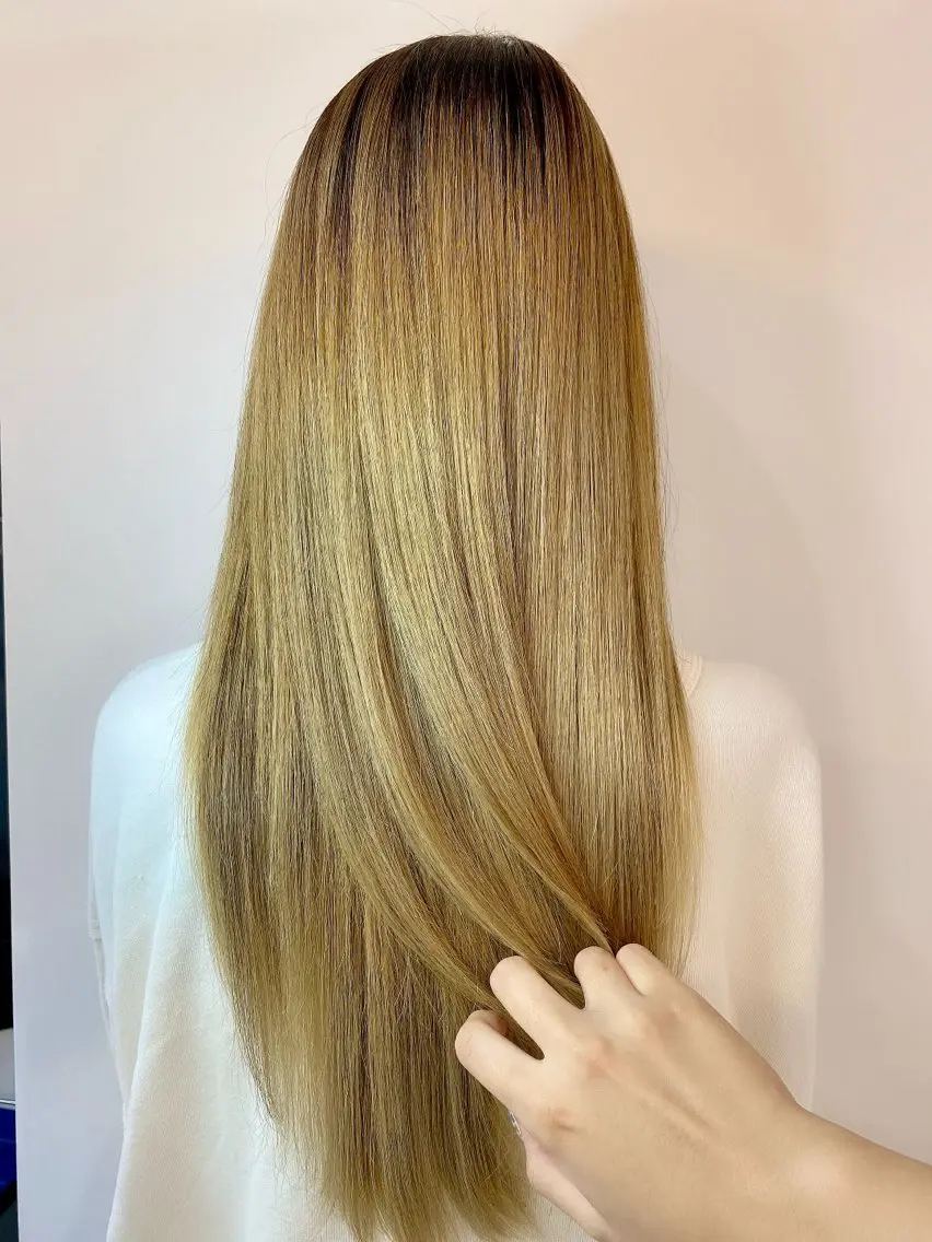 ロング 岩倉 諒のヘアスタイル