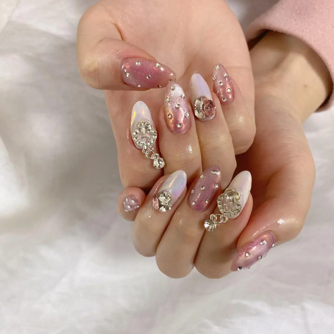 ネイル ミラーネイル SOL NAILのネイルデザイン