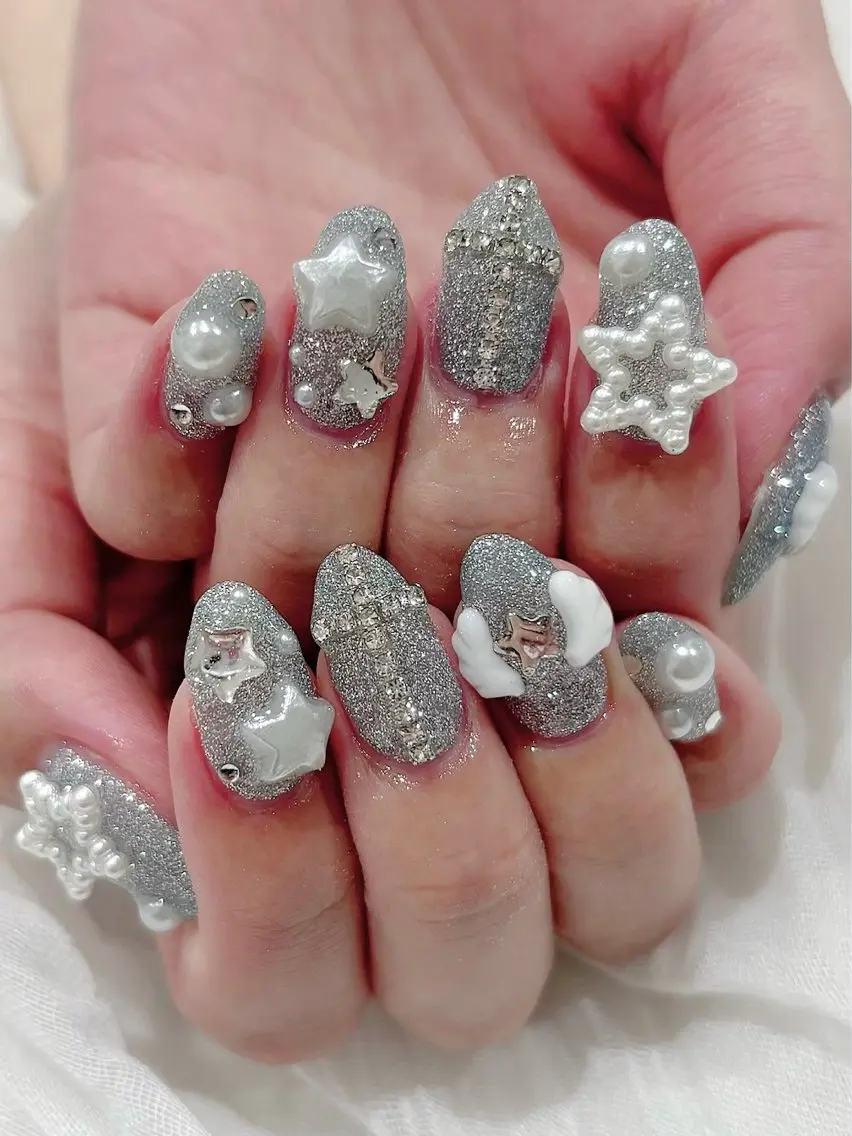 ネイル ハンドネイル ☁️Zir nail ゆい 🧸💛のネイルデザイン