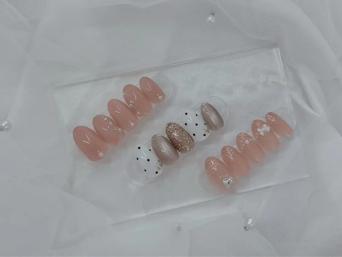 ネイル ハンドネイル ハンドケア Regene ARAKIのネイルデザイン