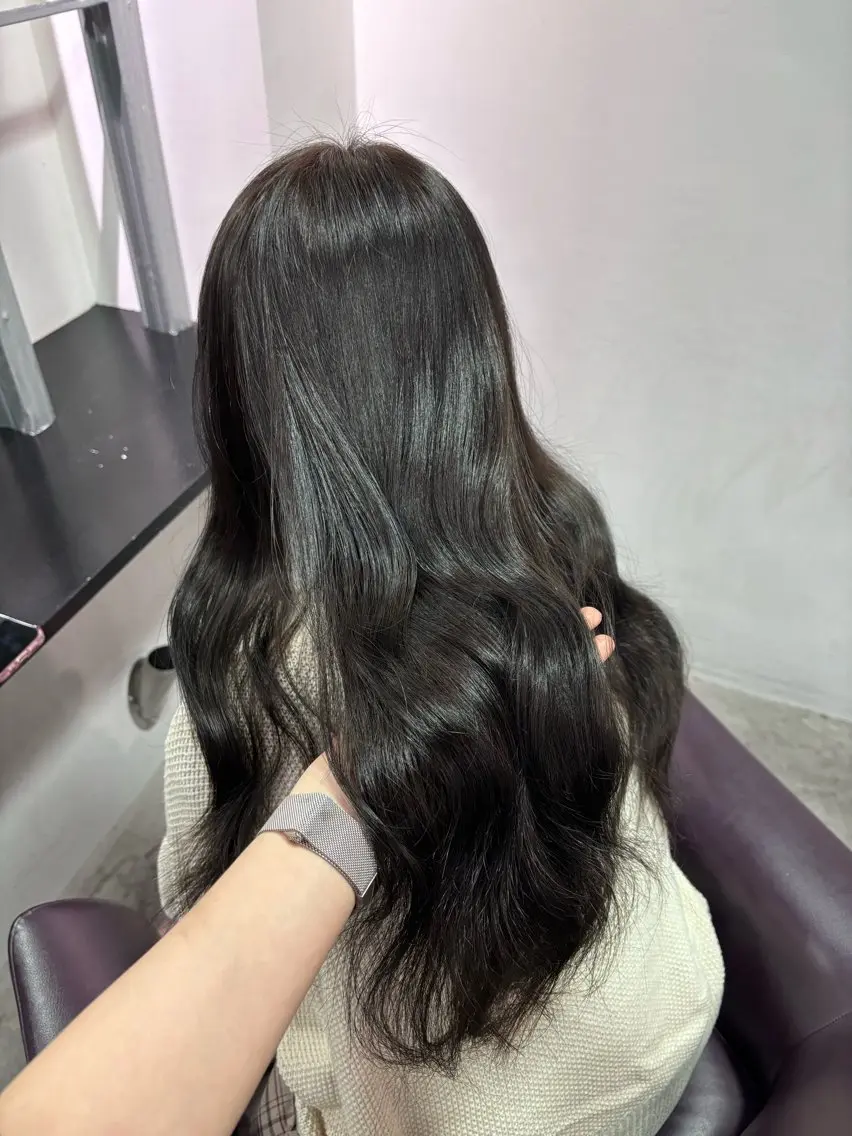 ロング カラー カット ヘアカラー トリートメント こまつ まりやのヘアスタイル