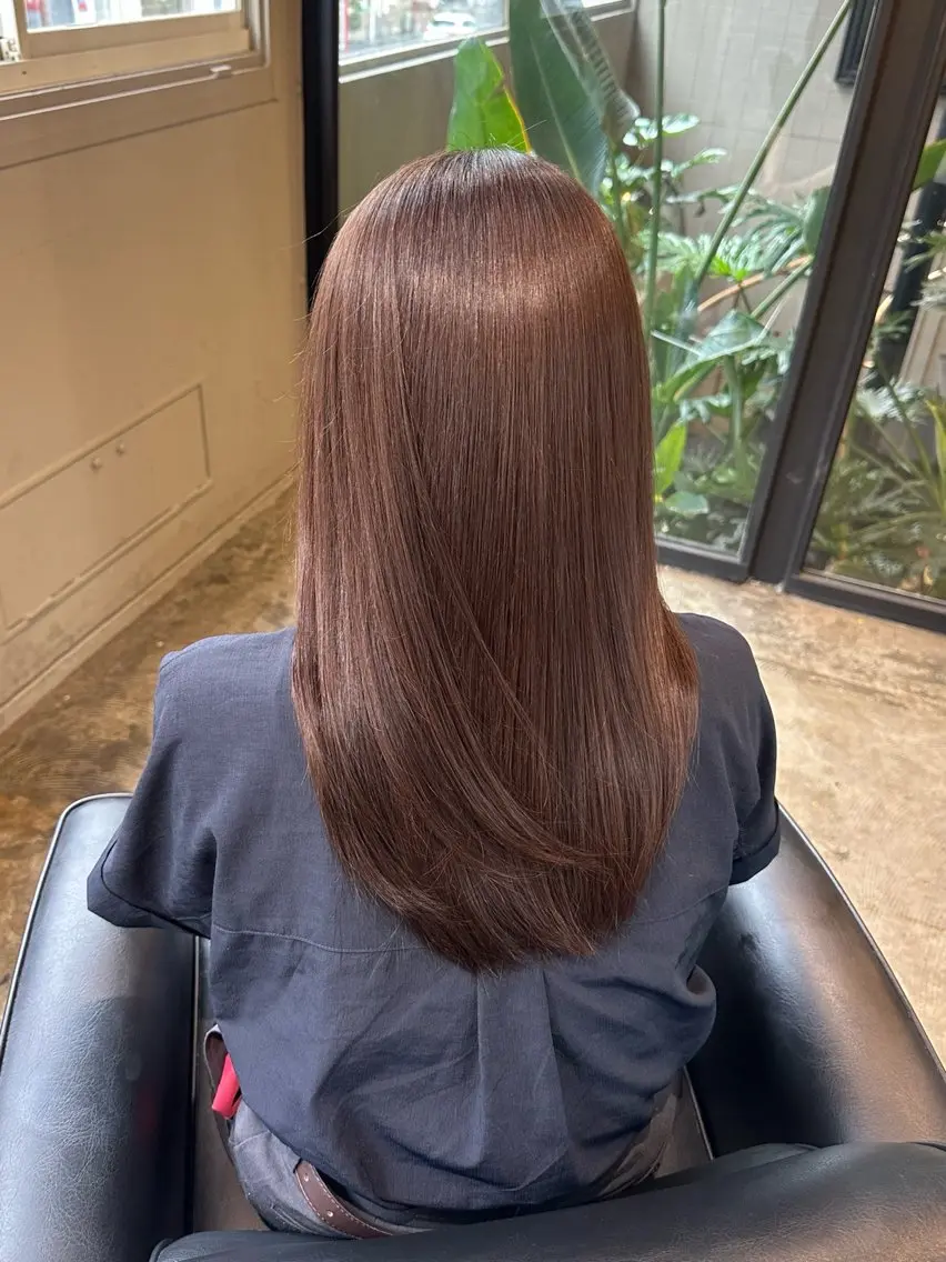 セミロング ヘアカラー ami 🪷ワンカラーのヘアスタイル