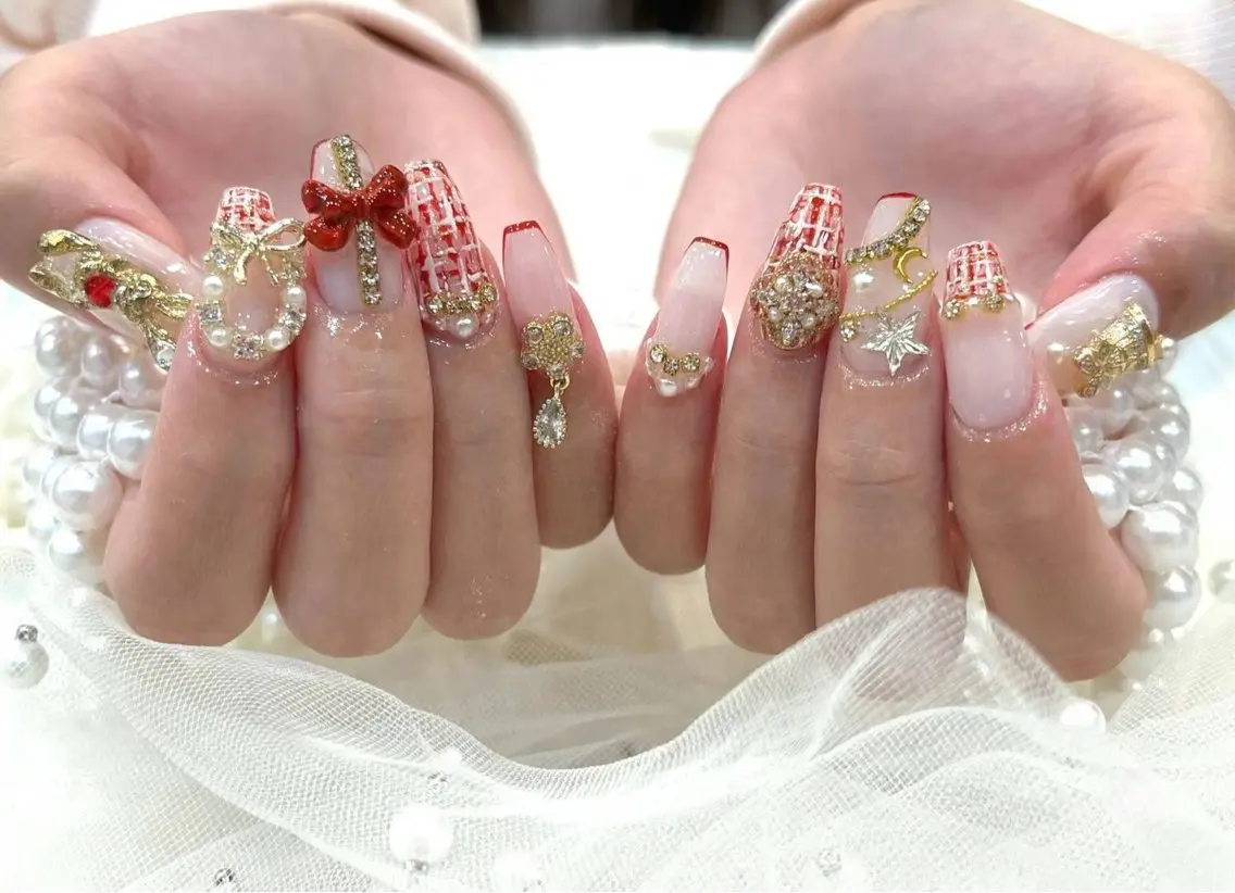 ネイル アートネイル フラワーネイル フットネイル ジェルネイル キラキラネイル Babarla nailのネイルデザイン