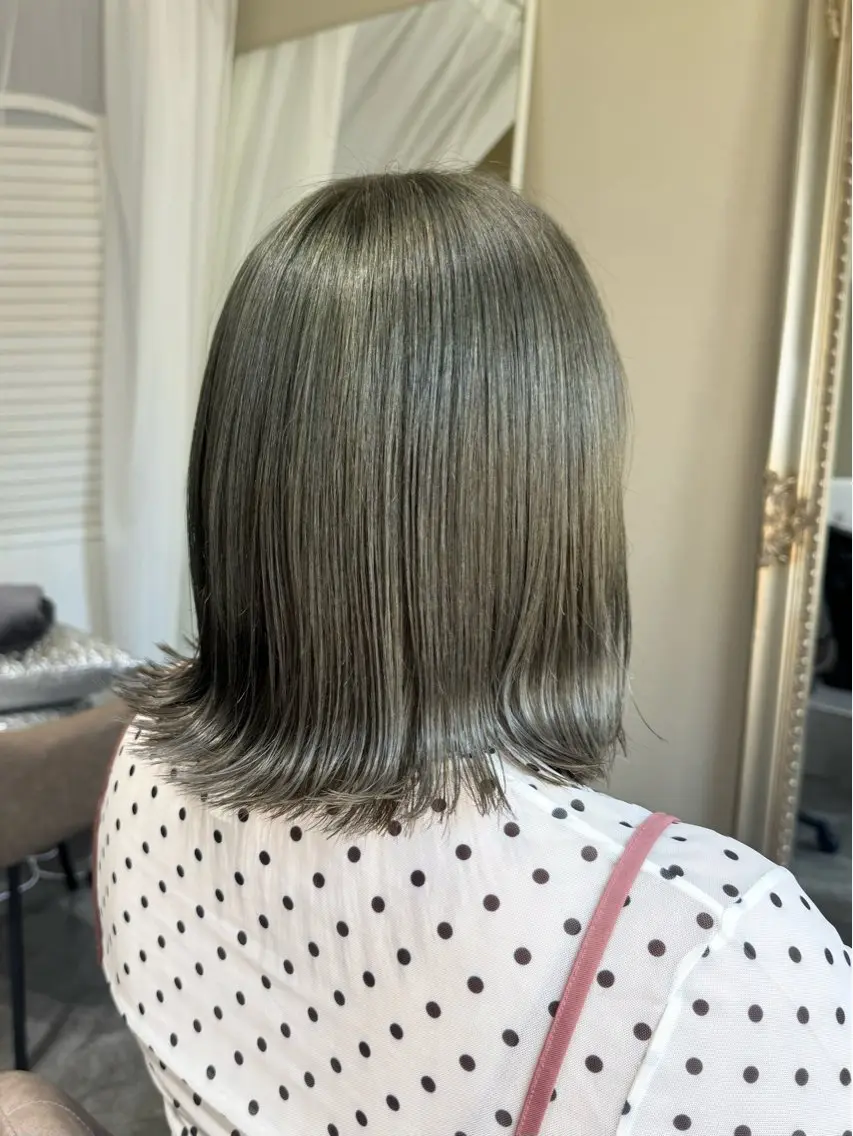 ミディアム カラー ブリーチ ケアブリーチ 透明感カラー デザインカラー ダブルカラー カット ヘアカラー トリートメント 28日空き◎髪質改善 misatoのヘアスタイル