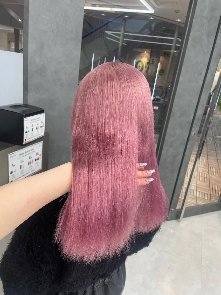 ロング カラー ヘアアレンジ メンズウルフ🐺♡ ブリーチ♡ヘアメ🎀のヘアスタイル