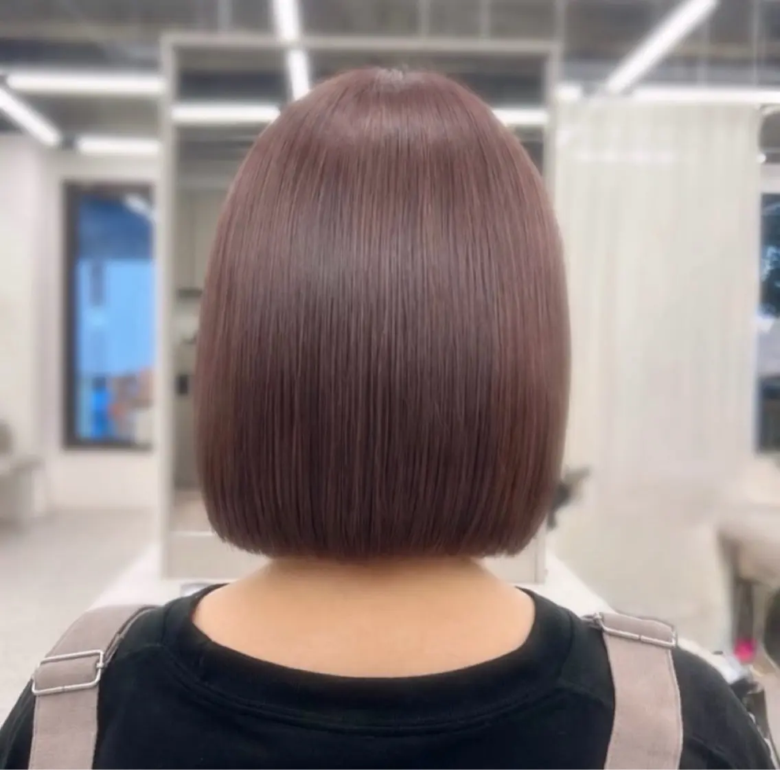 ミディアム カラー ブリーチ ブラウンカラー ブリーチなしカラー ピンクカラー ピンクブラウン ヘアカラー トリートメント まひろ / COCOのヘアスタイル