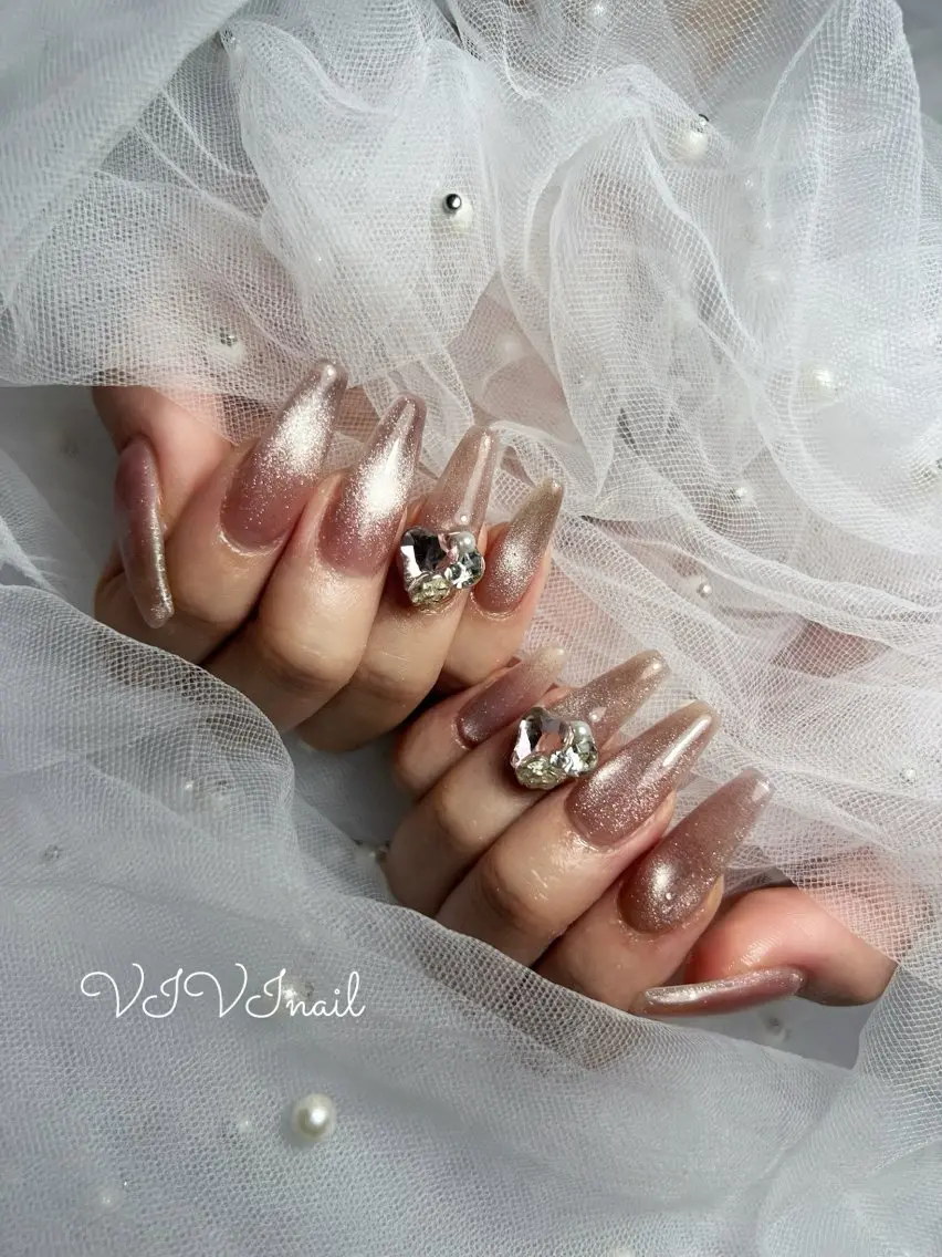 ネイル シンプルネイル ハンドネイル vivi nailのネイルデザイン