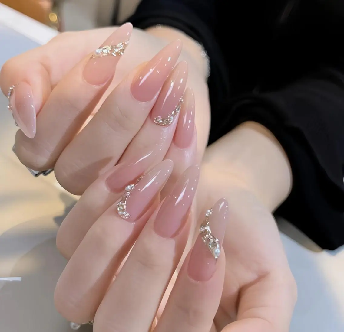 ネイル ハンドネイル エリ🫧 nail池袋東口のネイルデザイン