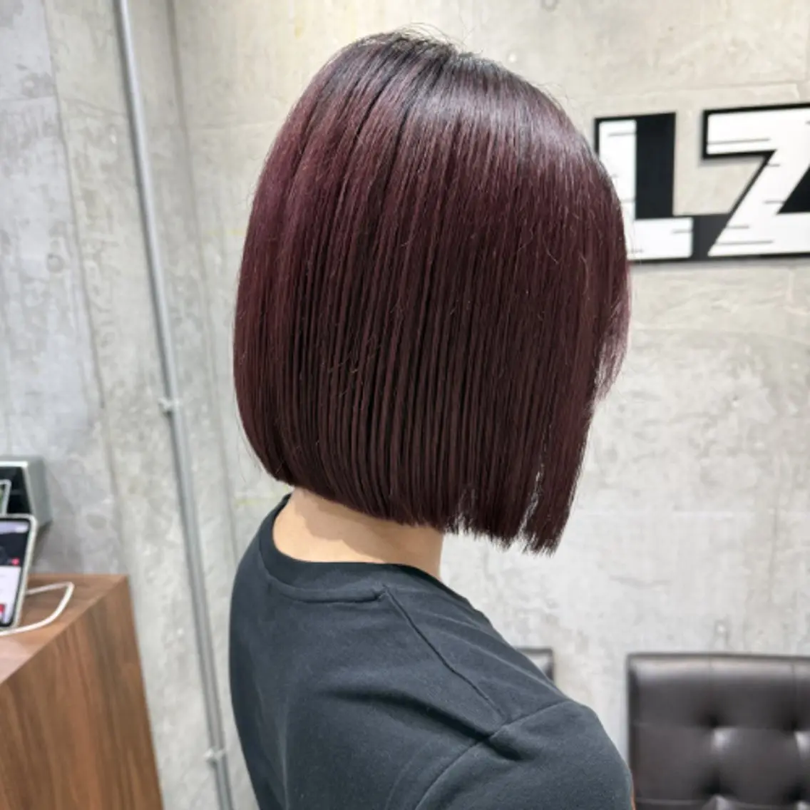 ショート カラー ブラウンカラー レッドカラー レッドブラウン 青木 春実のヘアスタイル